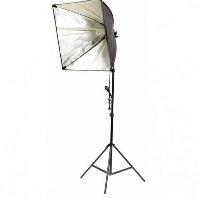 1 stovas su soft box (1 lempa) 1